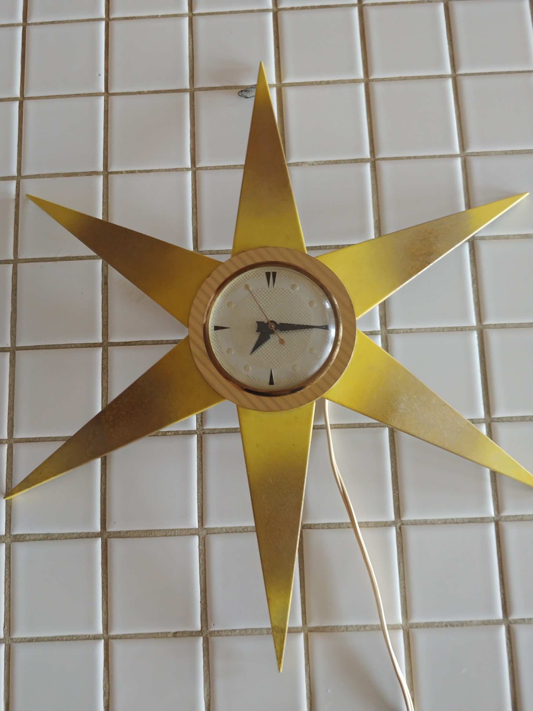 Starburst Clock Bilt Rite